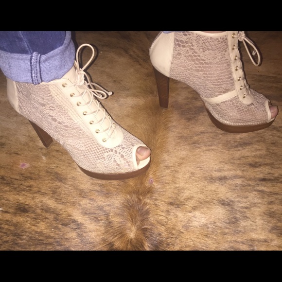 Stuart Weitzman Ankle Platform Booties - Picture 2 of 3